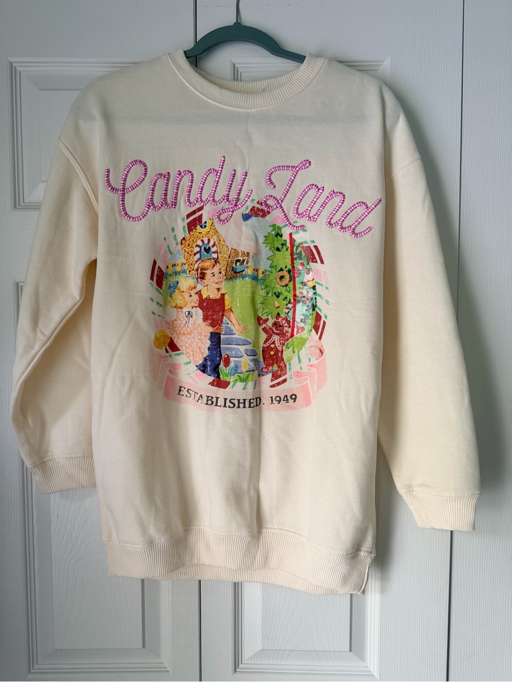 Nostalgic Candy Land Graphic Crewneck Sweatshirt - Cream - NWOT